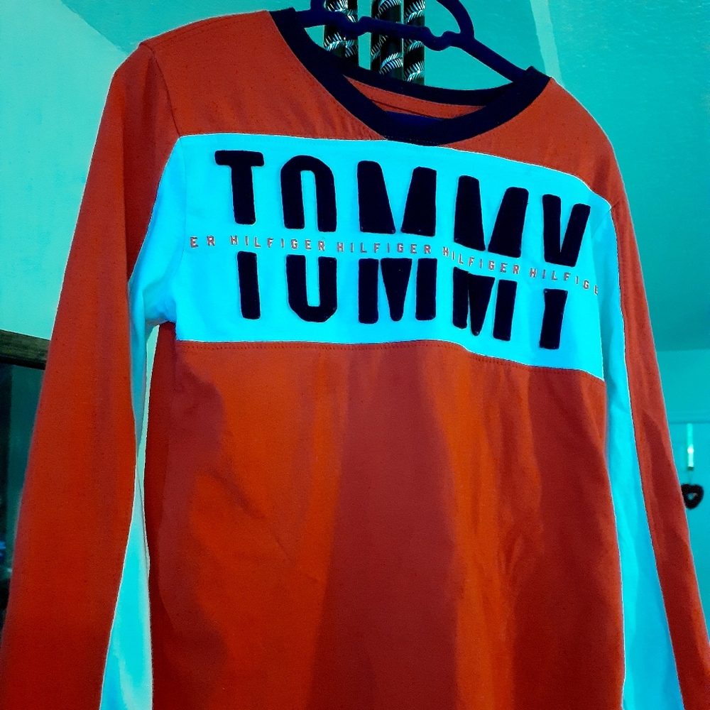 T. Hilfiger lng. sleeve red, white & blue t-shirt